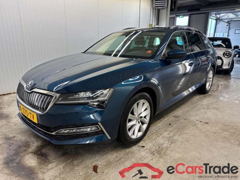 SKODA Superb Combi 1.4 TSI iV BnsEdPlus #1