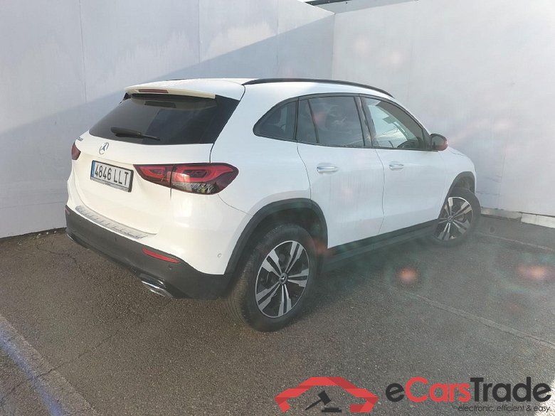 MERCEDES-BENZ GLA / 2020 / 5P / todoterreno GLA 200 #2
