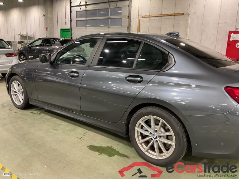 BMW 3-serie 2.0 330E (135KW) BERLINE #3