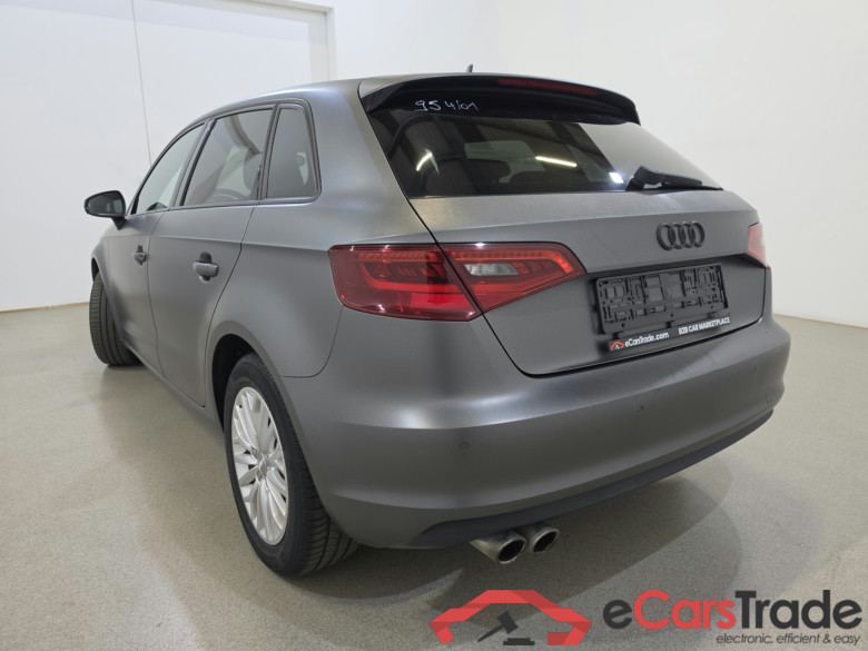Audi A3 SB 2.0 TDi Matte Xenon Navi Leather Klima PDC ... #6