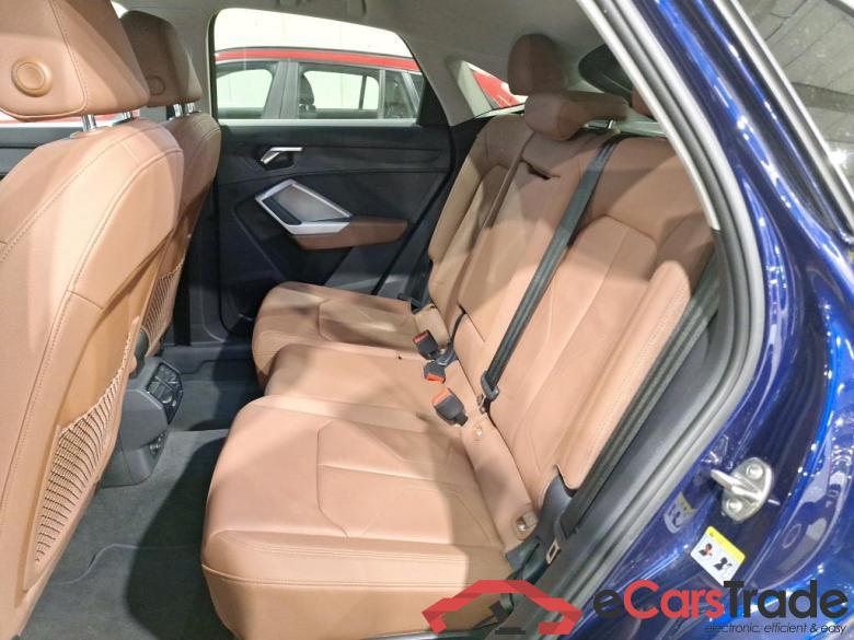 AUDI Q3 SPORTBACK DIESEL 35 TDi Business Edition S tronic #3