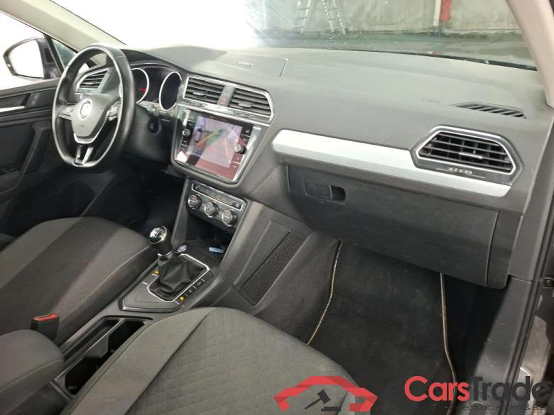 VOLKSWAGEN Tiguan / 2016 / 5P / SUV 2.0 TDI 150 BVM6 Confortline Business #5