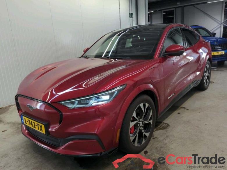 FORD Mustang Mach-E Ext. FE AWD 98 kWh #1