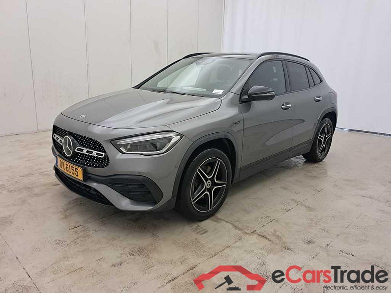 Mercedes GLA 250e Plug-In Hybrid AMG Night Aut. Pano LED-Multibeam Widescreen Burmester Ambient Distronic Navi 1/2 Sport-Leather-Alcantara KeylessGo Camera Klima PDC ... #1