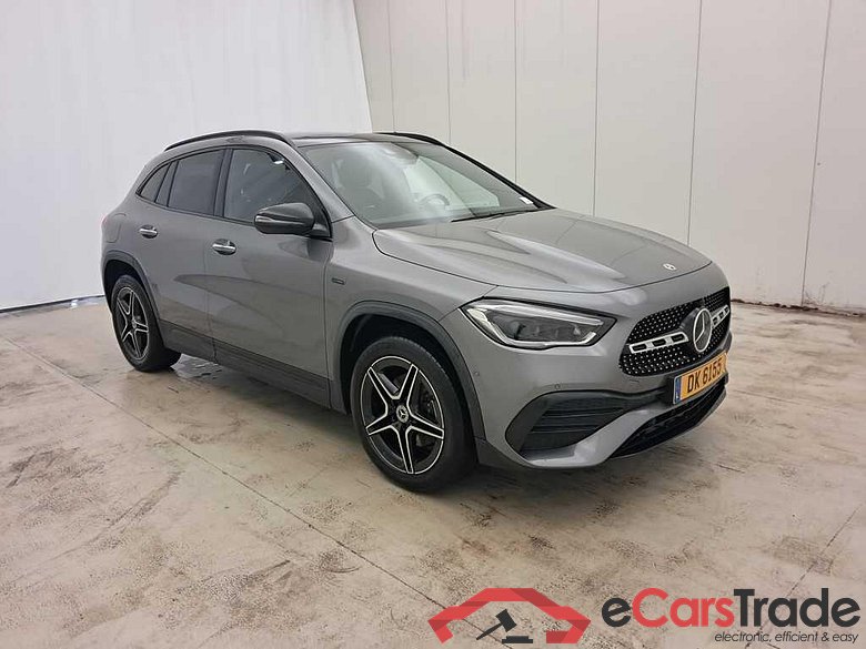 Mercedes GLA 250e Plug-In Hybrid AMG Night Aut. Pano LED-Multibeam Widescreen Burmester Ambient Distronic Navi 1/2 Sport-Leather-Alcantara KeylessGo Camera Klima PDC ... #2