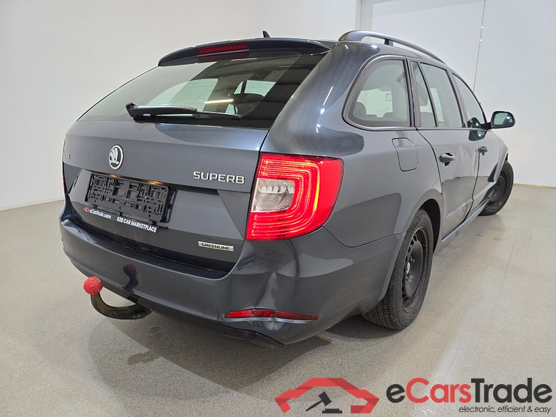 Skoda Superb Combi 1.6TDI Active Navi Klima PDC ... #4