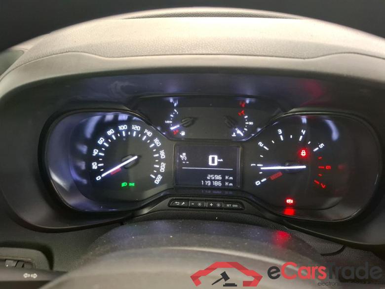 CITROEN Berlingo / 2018 / 4P / Fourgonnette M 650kg BlueHDi 75 S&S BVM Club #6