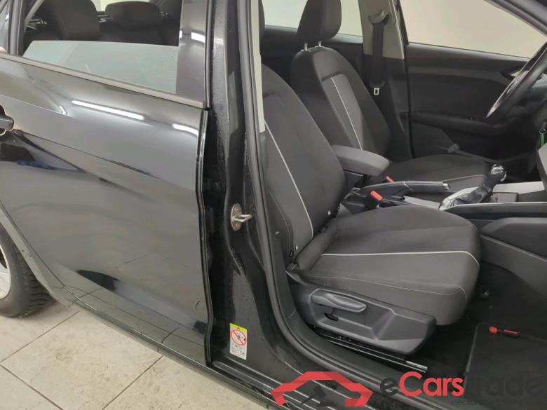 Audi A1 Sportback 30 TFSI S tronic Pro Line 5d #3