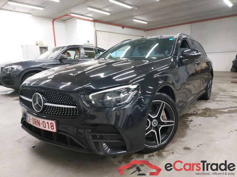MERCEDES - MER E BREAK 300 de 313PK DCT AMG Line With Climatic & Heated Seats & Park Sensors Front & Rear & Foldable Trailer Hook   * HYBRID * #1
