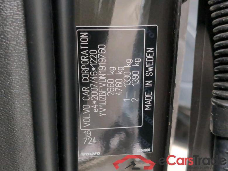 VOLVO - VOL XC60 T6 341PK Recharge 4x4 Geartronic Inscription Pack Business II & Lounge & Luxury Ventilated Massage Nappa Seats & Auxiliary Heater & Air Suspension Four C & Harman Kardon * HYBRID * #6