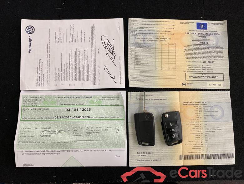 VOLKSWAGEN Polo New Polo Comfortline 1.0   55 kW (75 ch) 5 vitesses manuel #3