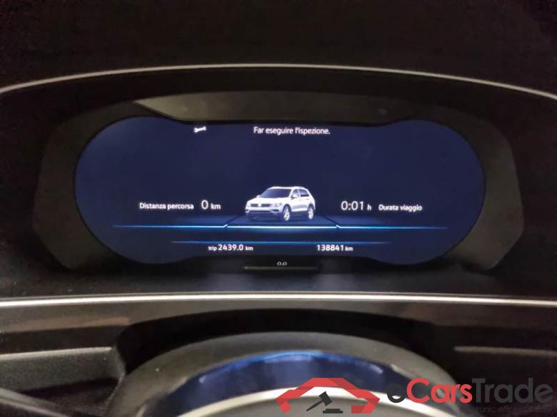 VOLKSWAGEN TIGUAN / 2016 / 5P / SUV 2.0 TDI SCR 140KW EXECUTIVE BMT 4MOT DSG #4