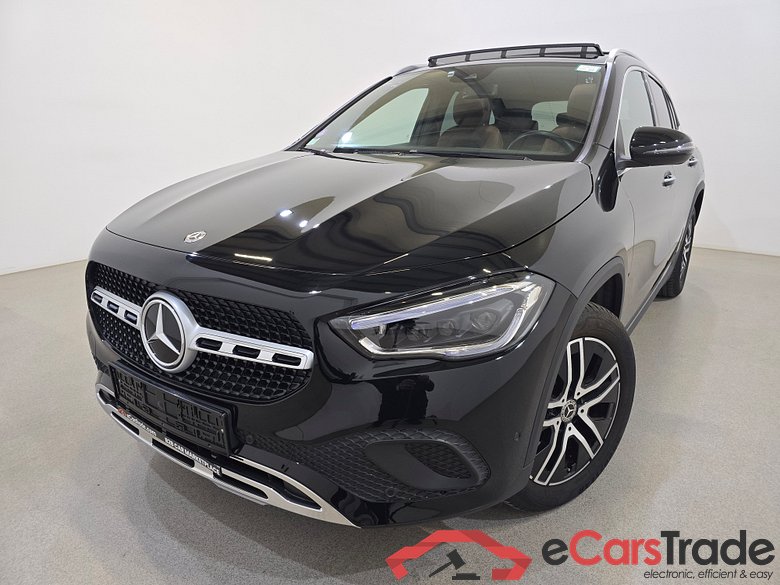 Mercedes GLA 250e Plug-In Hybrid Aut. Pano LED-MultiBeam Widescreen Burmester Ambient Navi 1/2 Sport-Leather KeylessGo Camera Klima PDC ...