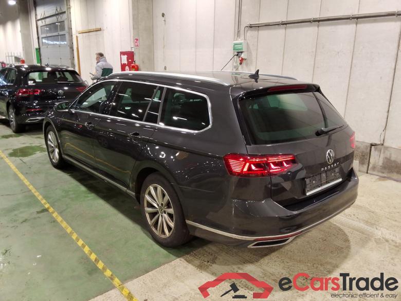 VOLKSWAGEN Passat 2.0 TDI SCR MSQ 110KW VARIANT ELEGANCE B #2