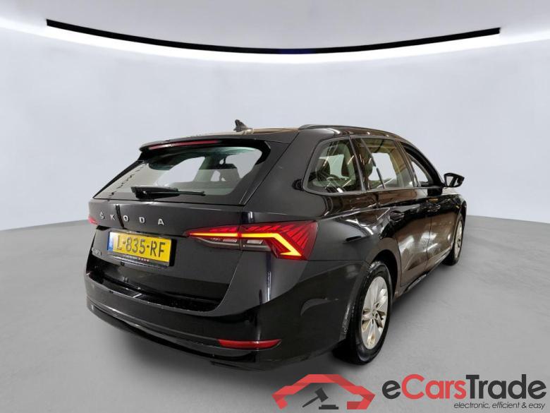 SKODA Octavia Combi 81 kW #6