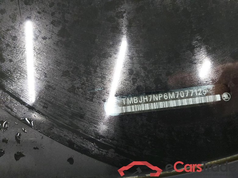 SKODA - SKO SUPERB COMBI CRTDI 150PK DSG7 Style Pack Corporate Plus & Comfort & GPS & Canton Sound #6