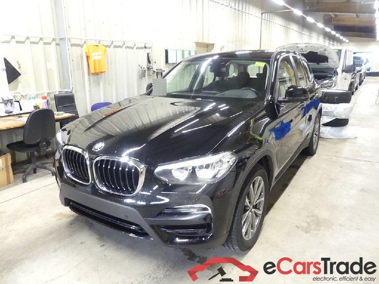 Baureihe X3 xDrive 30 e Advantage 2.0 215KW AT8 E6d #1