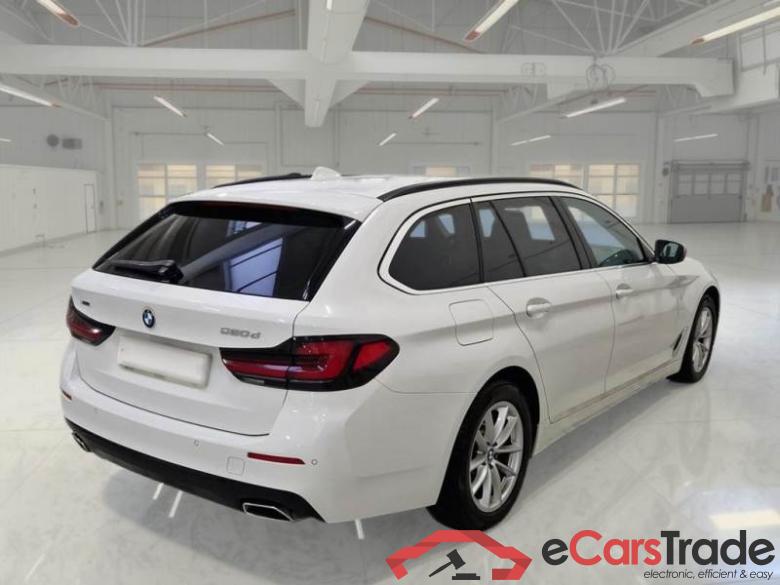 BMW SERIE 5 / 2020 / 5P / STATION WAGON 520D XDRIVE BUSINESS AUTO MH48V TOURING #2