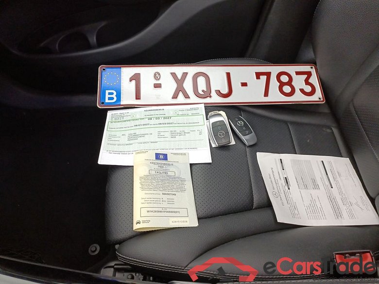 Mercedes-Benz EQC EQC 400 4MATIC 5d #4