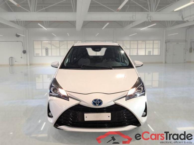 TOYOTA YARIS / 2017 / 5P / BERLINA 1.5 HYBRID BUSINESS #6