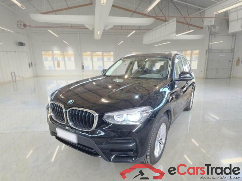 BMW X3 / 2017 / 5P / SUV SDRIVE 18D MH48V BUSINESS ADVANTAGE AUTO