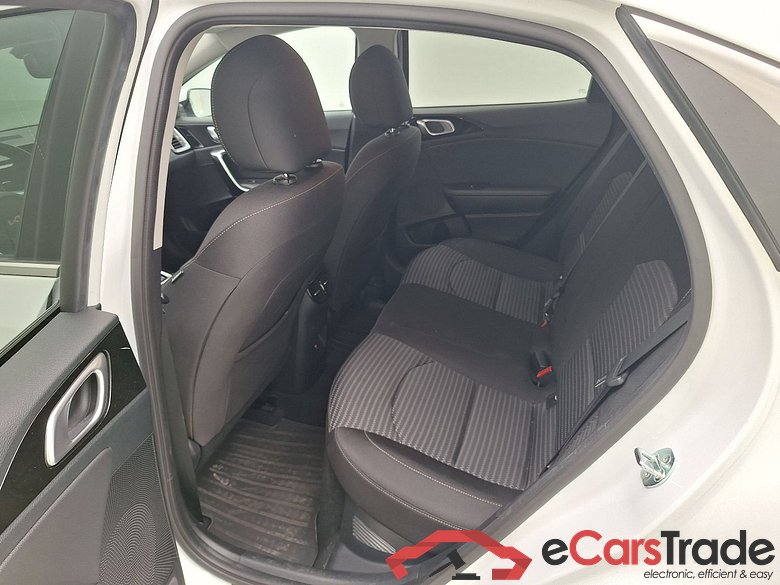 Kia, XCeed FL'22 PHEV, KIA XCeed 1.6 GDi PHEV DCT Business Line 5d #4