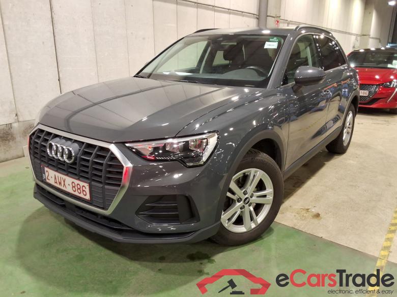 AUDI Q3 1.4 45 TFSI E S TRONIC #1
