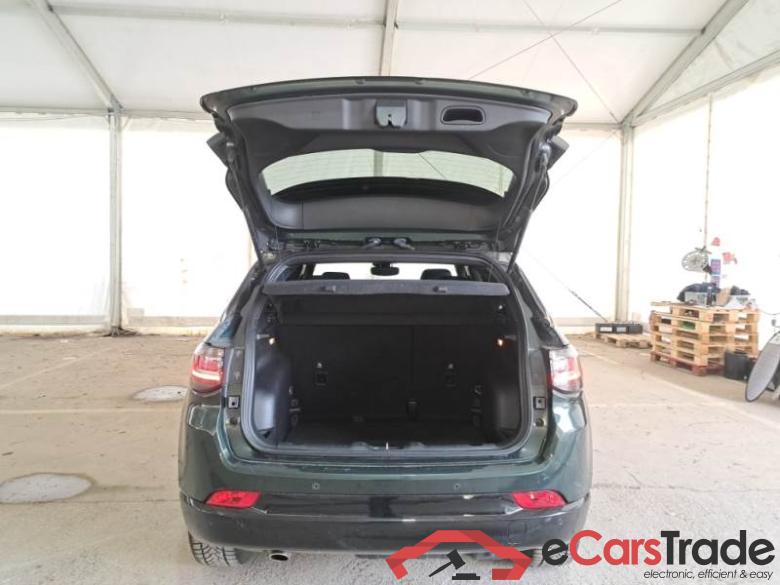 JEEP COMPASS / 2021 / 5P / SUV 1.6 MJET II 96KW 80 ANNIVERSARIO #5