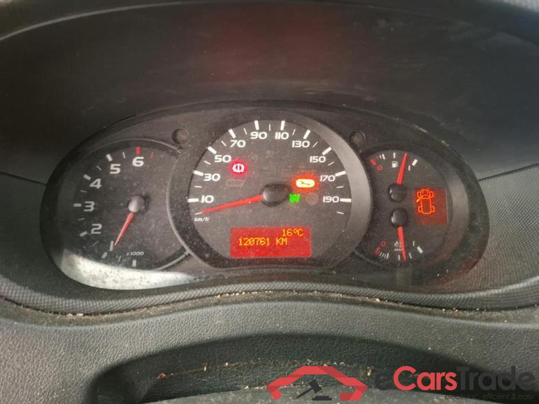 RENAULT Master / 2014 / 4P / Fourgon tôlé &FG GCf Trac F2800 L1H1 dCi 110 S&S Euro6 #6