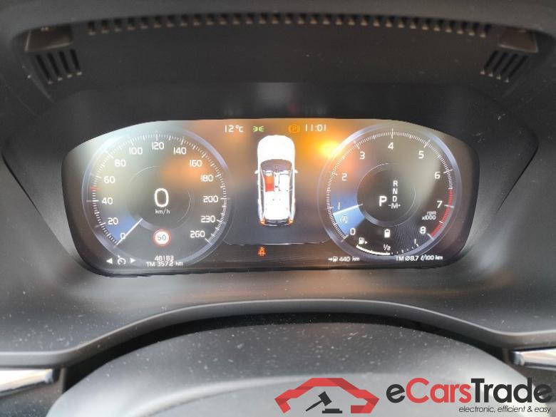 Volvo XC60 (03.2017->) DE - SUV5 B4 (Benzin) 2WD EU6d, Momentum Pro Mild-Hybrid (EURO 6d), 2020 - 2021 #6