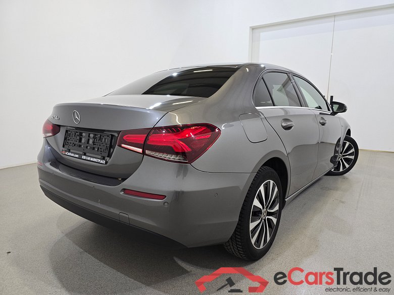 Mercedes A 250e PHEV Aut. LED-Xenon Widescreen Navi 1/2 Sport-Leather KeylessGo Camera Klima PDC ... #4