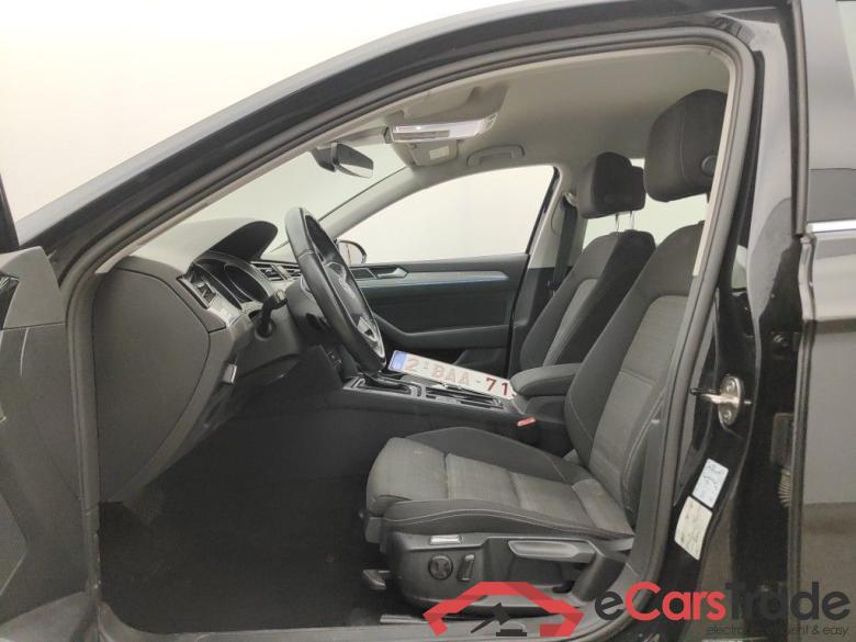 Volkswagen Passat Variant 2.0 TDI 90kW DSG Style Business 5d #3