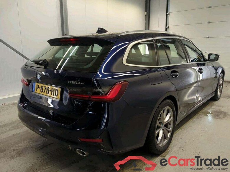 BMW 3-serie Touring 320e Bns Ed.P #2