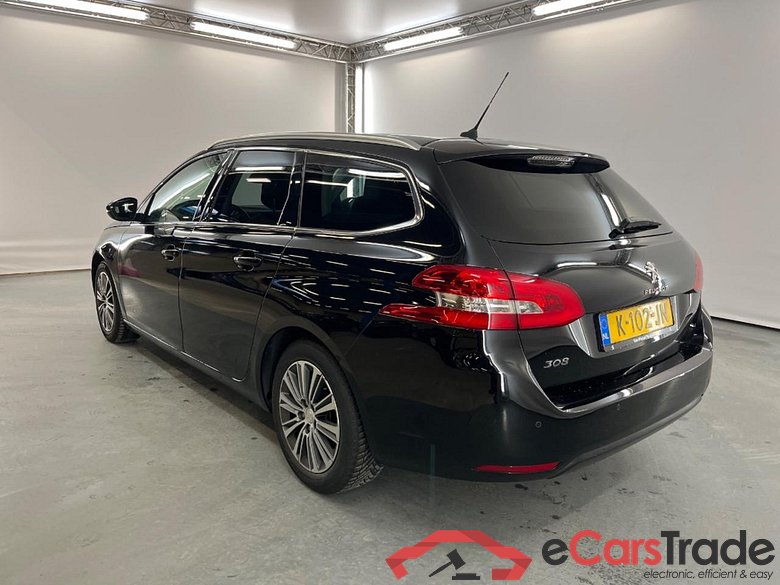 PEUGEOT 308 SW 1.2 PureTech Blue Lease Allure #3