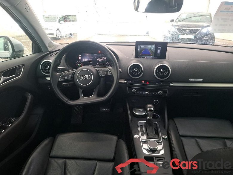 AUDI A3 Sportback / 2016 / 5P / Berline 35 TFSI 150 COD S TRONIC DESIGN LUXE #5