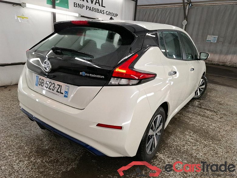 NISSAN Leaf / 2017 / 5P / Berline 40kWh 150ch Business #4