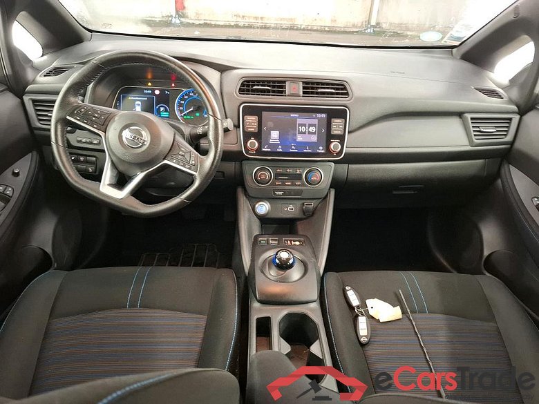 NISSAN Leaf / 2017 / 5P / Berline 40kWh 150ch Business #6