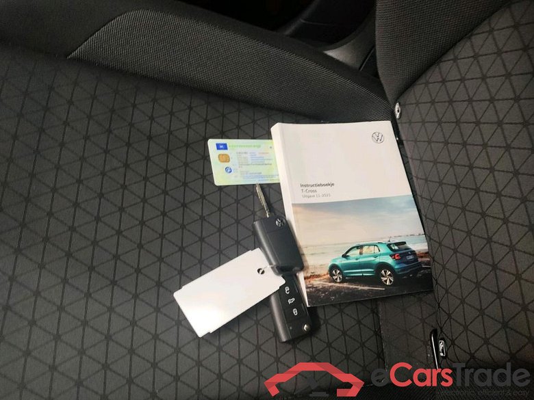 VOLKSWAGEN T-Cross 70 kW #6