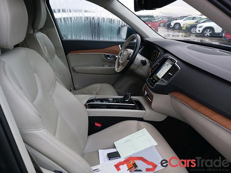 VOLVO XC90 / 2019 / 5P / todoterreno 2.0 B5 D AWD Momentum Pro Auto #6