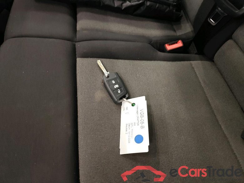 VOLKSWAGEN Crafter 130 kW #6