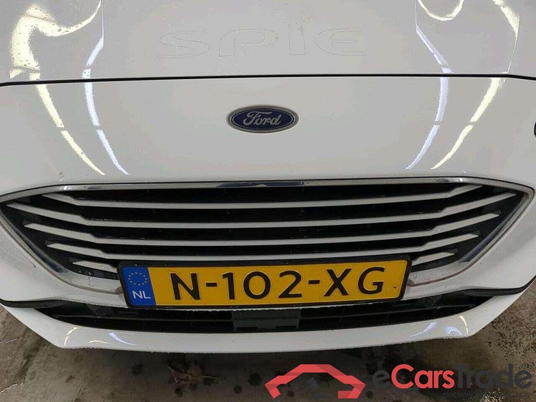 FORD Focus Wagon 1.5 EcoBl. Tit XBns #4