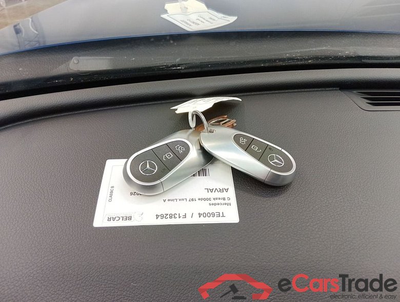 Mercedes-Benz Classe C Break C 300 de Luxury Line 5d #4