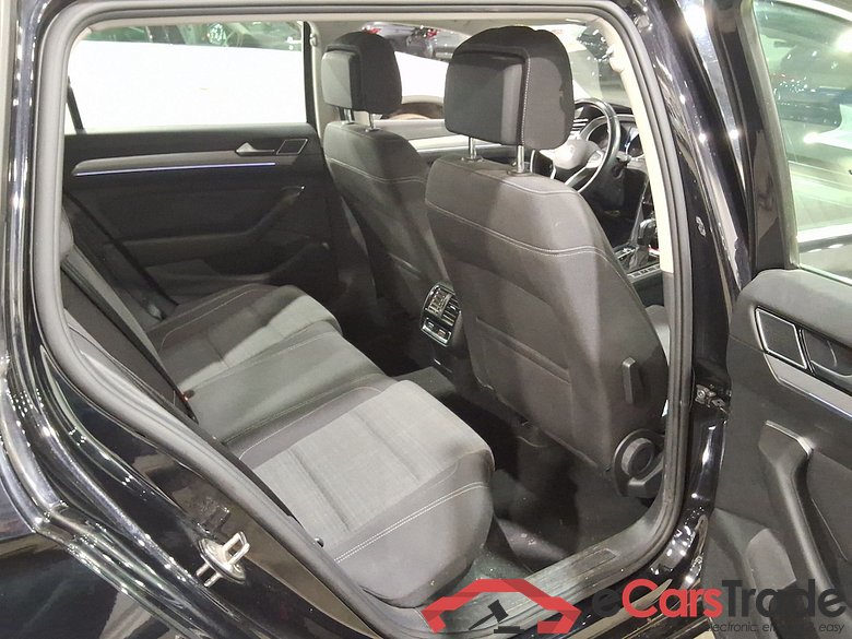 VOLKSWAGEN Passat 2.0 TDI SCR MSQ VARIANT STYLE BUSINESS #5