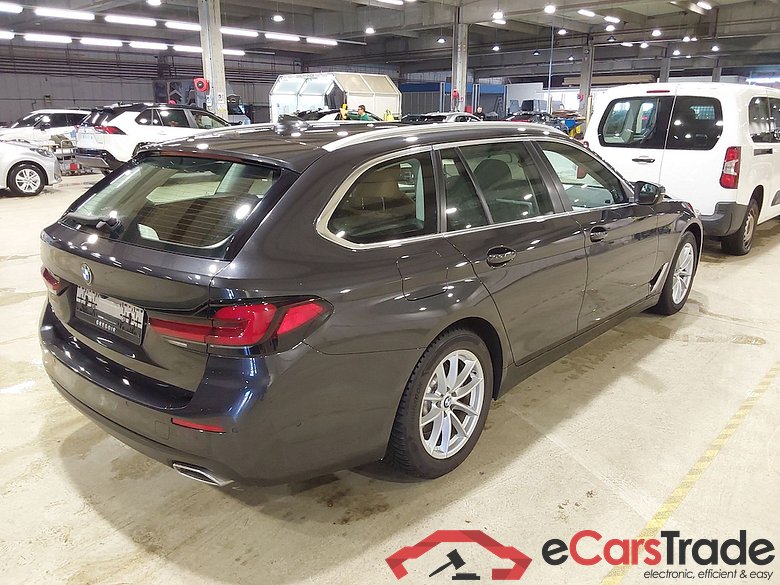 BMW 5 SERIES TOURING 2.0 518D 100KW TOURING AUTO #4