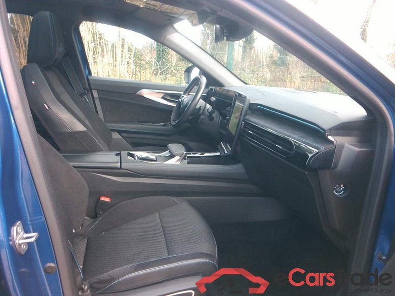 AUSTRAL ICONIC ESPRIT ALPINE E-TECH F HYB 200 BVA RISK #5