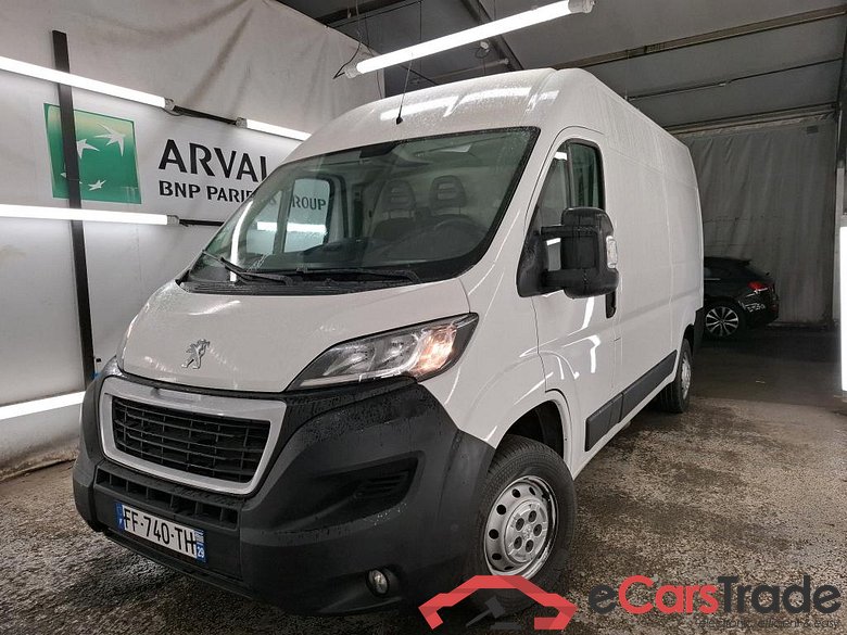 PEUGEOT Boxer / 2014 / 4P / Fourgon tôlé BLUEHDI 110 PREMIUM PACK 330 L2H2 #1