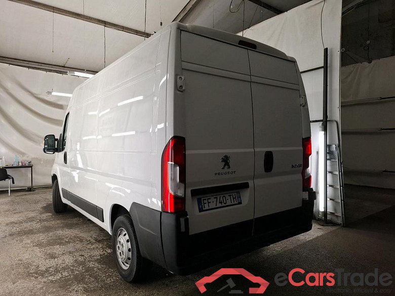 PEUGEOT Boxer / 2014 / 4P / Fourgon tôlé BLUEHDI 110 PREMIUM PACK 330 L2H2 #2