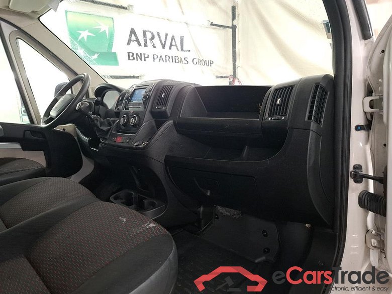 PEUGEOT Boxer / 2014 / 4P / Fourgon tôlé BLUEHDI 110 PREMIUM PACK 330 L2H2 #5