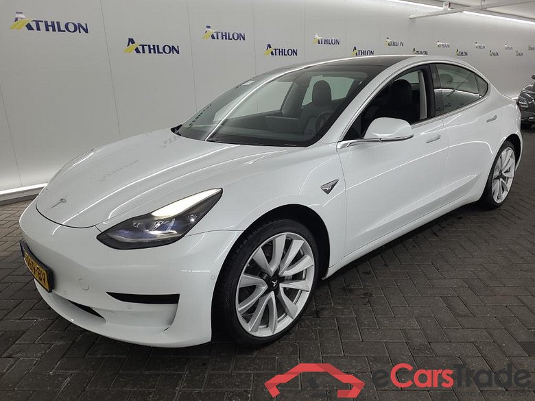 Tesla Model 3 Standard Range Plus RWD 4D 225kW