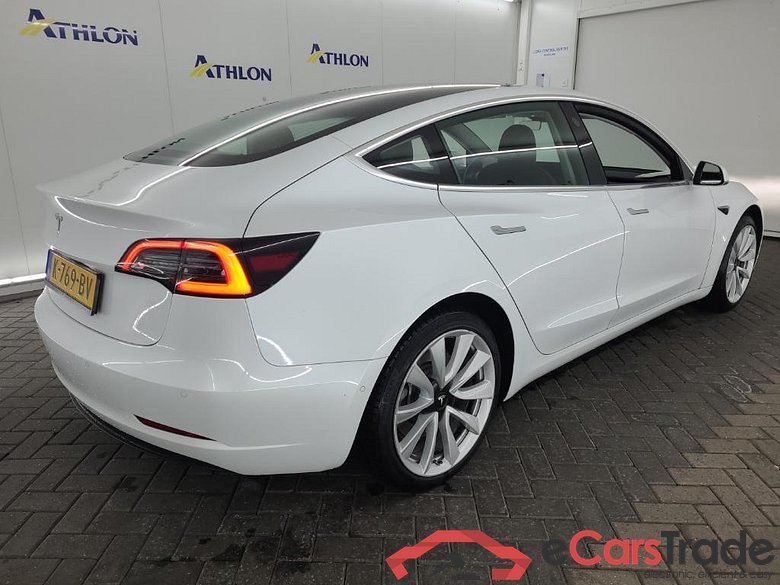 Tesla Model 3 Standard Range Plus RWD 4D 225kW #3